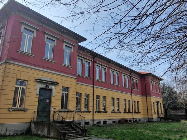 Fabbricato nel suo stato prima dei lavori