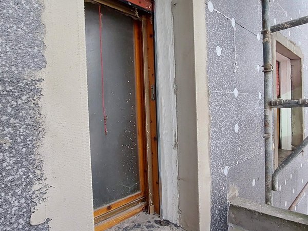 Dettaglio Posa cappotto attorno a bucatura (finestra)